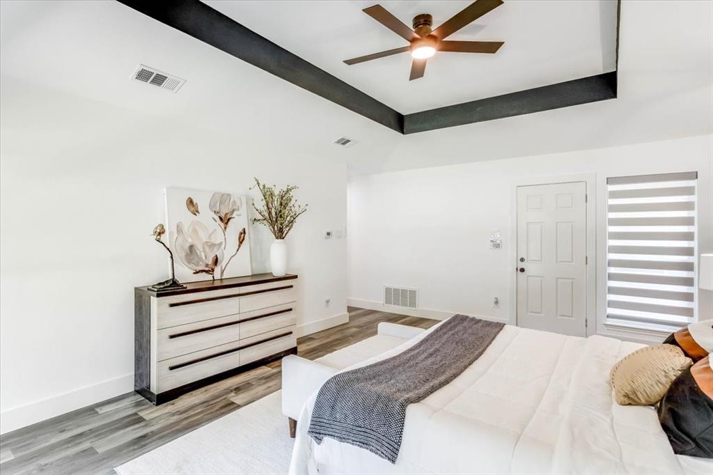 2100 Antibes Drive, Carrollton, TX 75006
