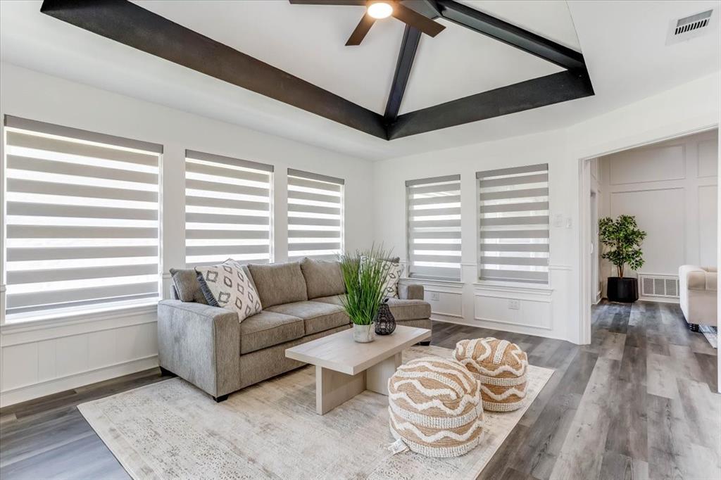 2100 Antibes Drive, Carrollton, TX 75006