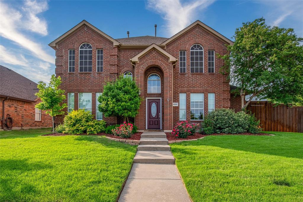 Welcome home to a fully landscaped yard and great curb appeal.