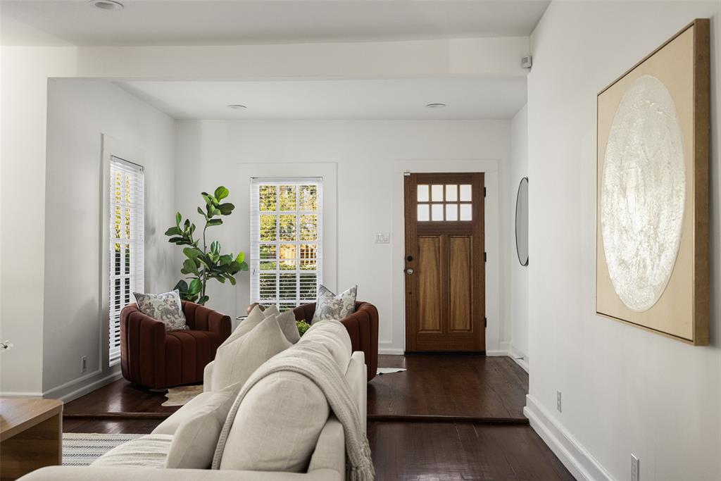 2007 Euclid Avenue, Dallas, TX 75206