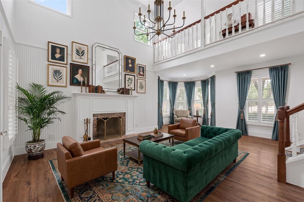 Virtually staged