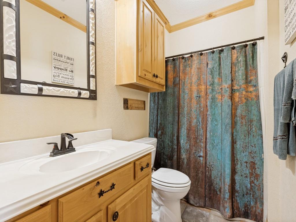 1240 Union Hill Road, Ennis, TX 75119