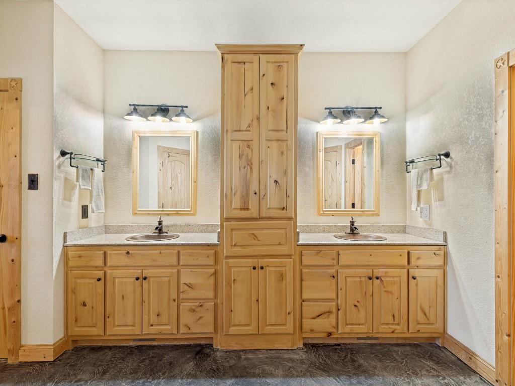 1240 Union Hill Road, Ennis, TX 75119