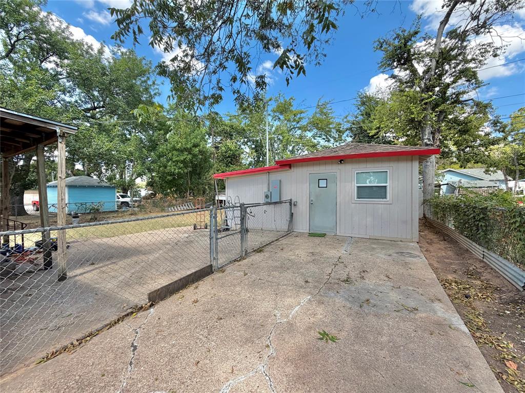 3137 Reuter Avenue, Waco, TX 76708