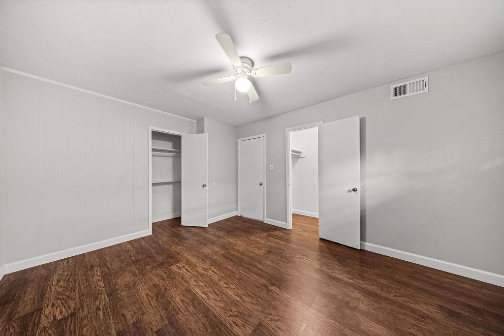 1809 Glenbrook Drive, Irving, TX 75061