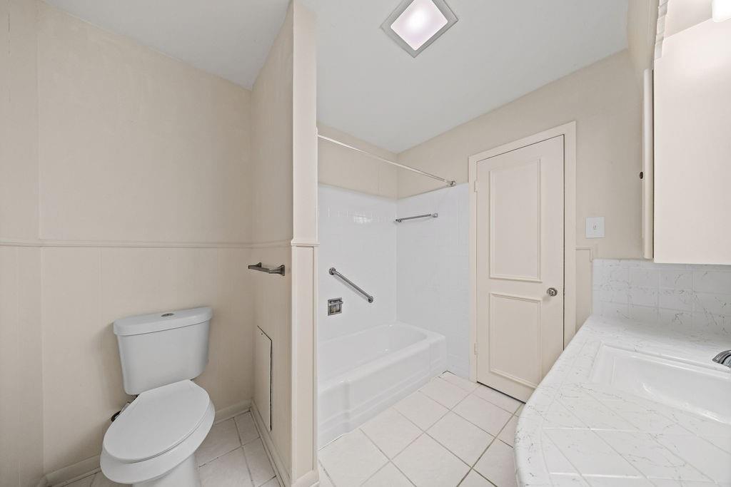 1809 Glenbrook Drive, Irving, TX 75061