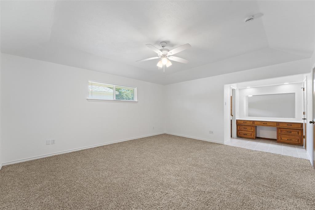 336 Woodbrook Drive, DeSoto, TX 75115