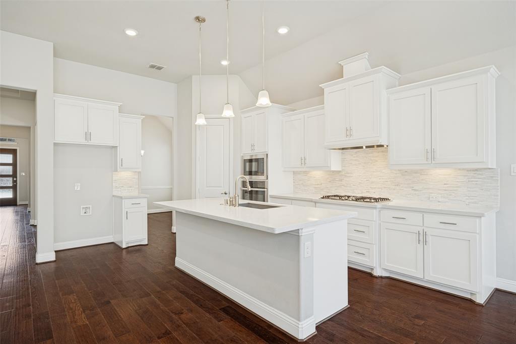 8241 Blumelia Drive, Dallas, TX 75252