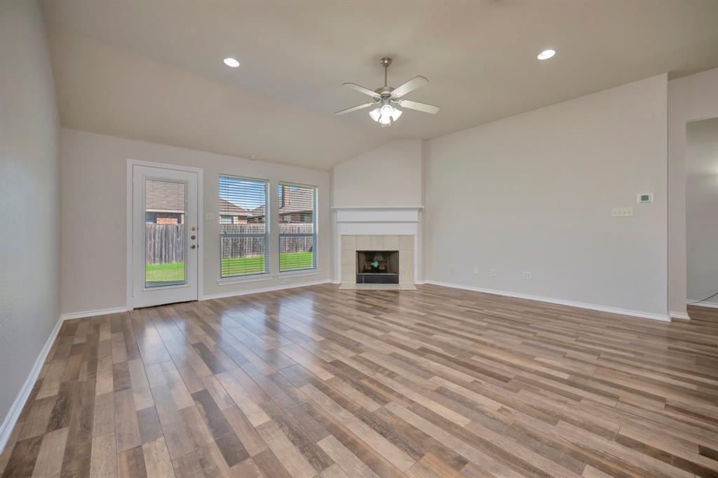 5436 Sierra Ridge Drive, Fort Worth, TX 76123