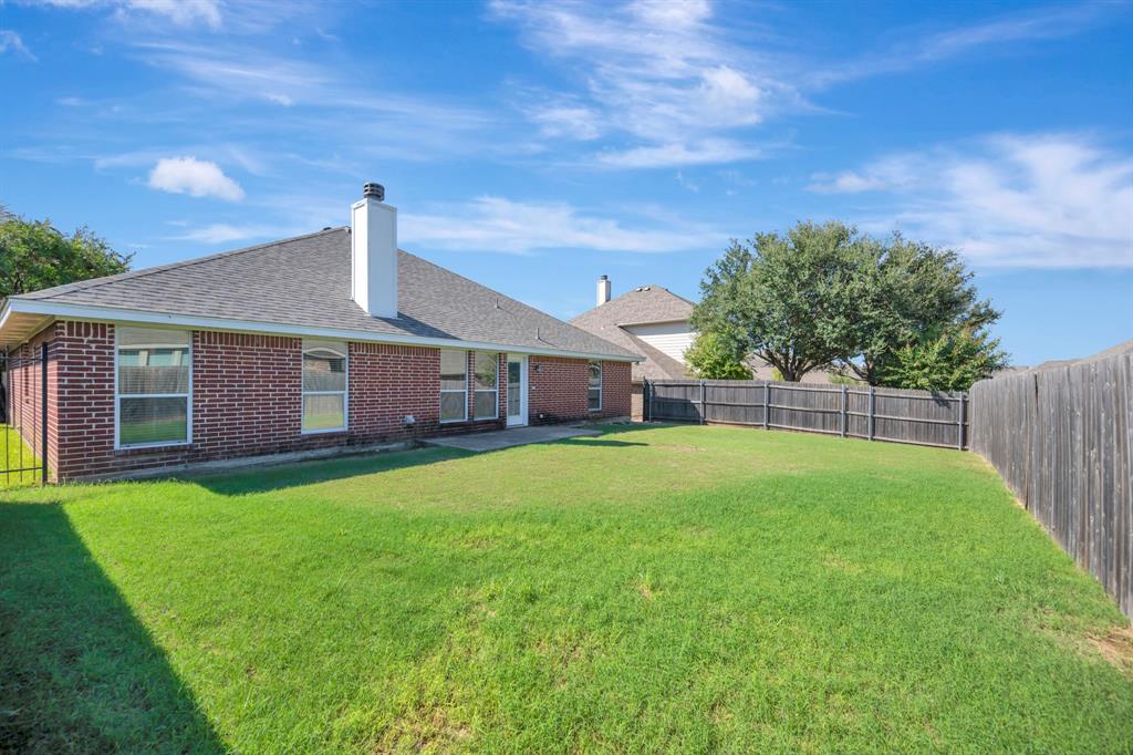 5436 Sierra Ridge Drive, Fort Worth, TX 76123