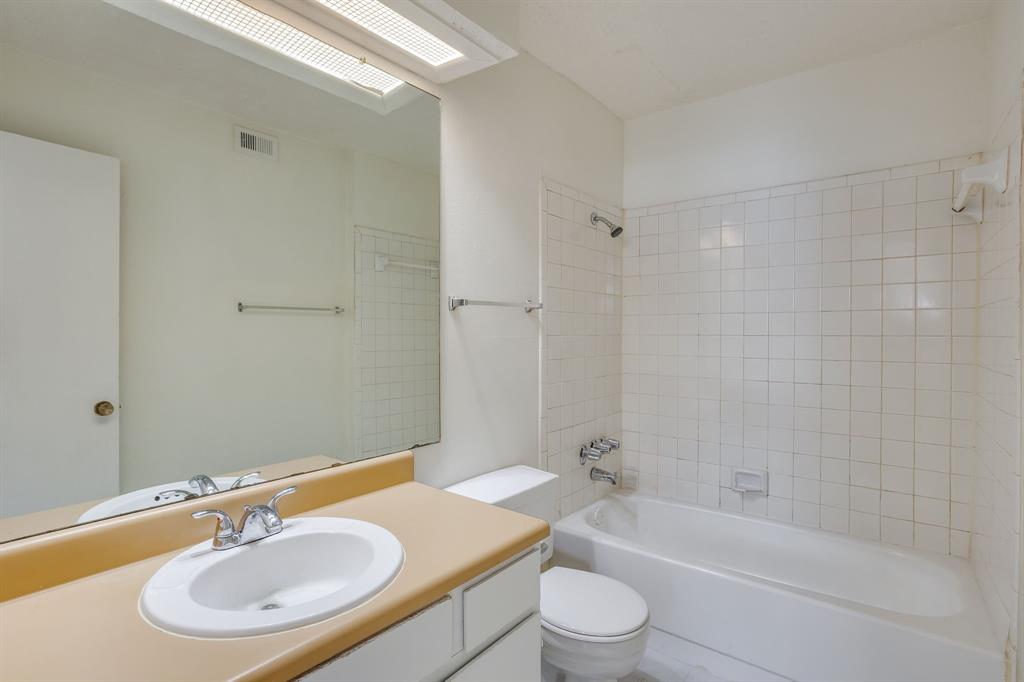 7431 Holly Hill, #101, Dallas, TX 75231