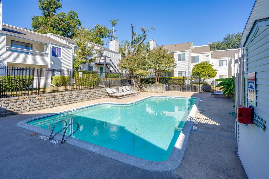 7431 Holly Hill, #101, Dallas, TX 75231