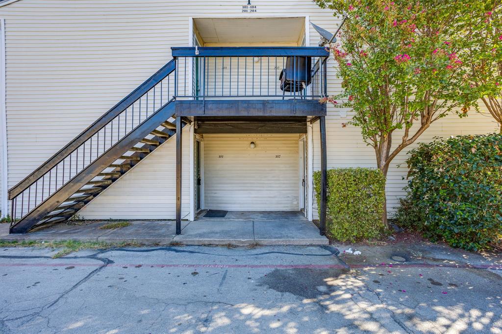 Unit #101 - Only vacant unit currently. Previous tenant over 13 years.