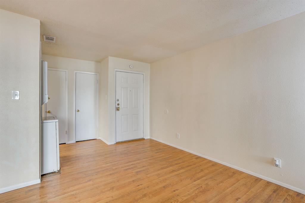 7431 Holly Hill, #101, Dallas, TX 75231