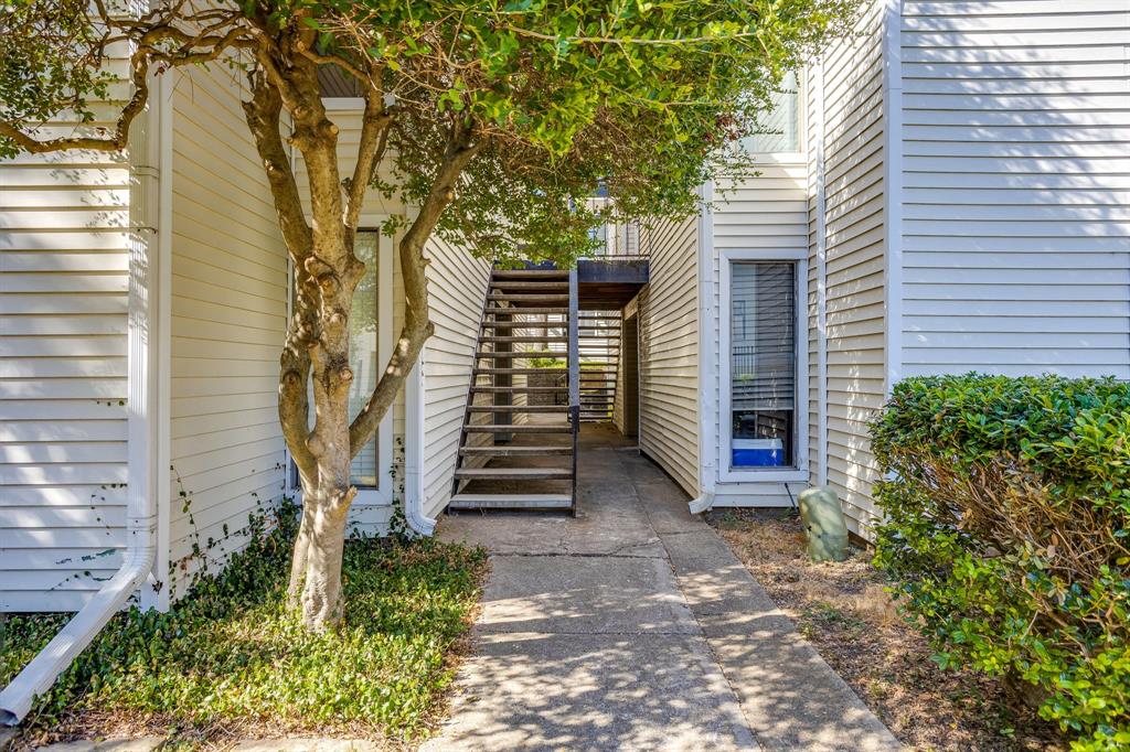 7431 Holly Hill, #101, Dallas, TX 75231