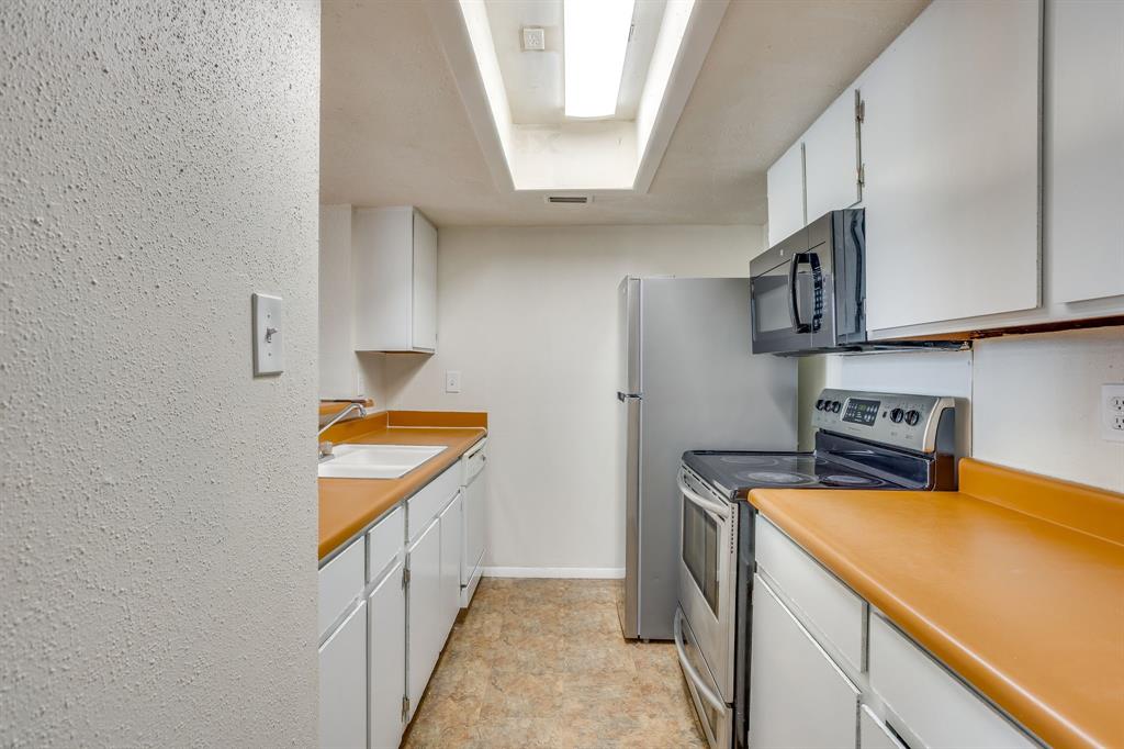 7431 Holly Hill, #101, Dallas, TX 75231
