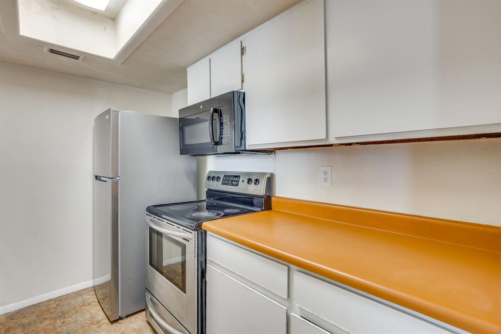 7431 Holly Hill, #101, Dallas, TX 75231