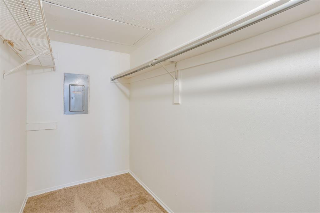7431 Holly Hill, #101, Dallas, TX 75231