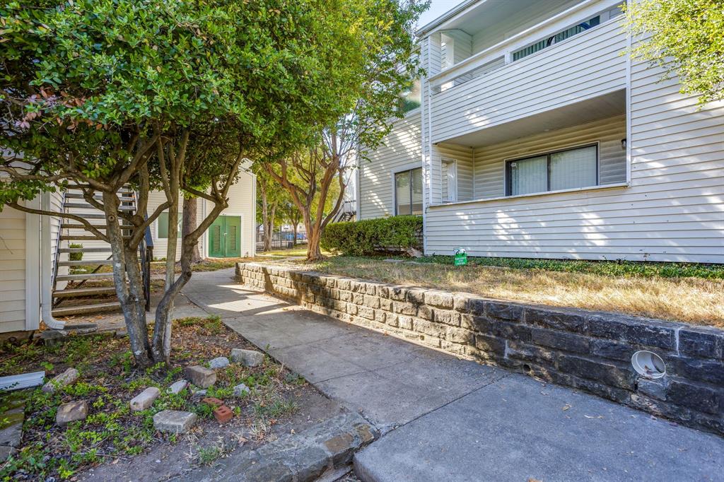 7431 Holly Hill, #101, Dallas, TX 75231