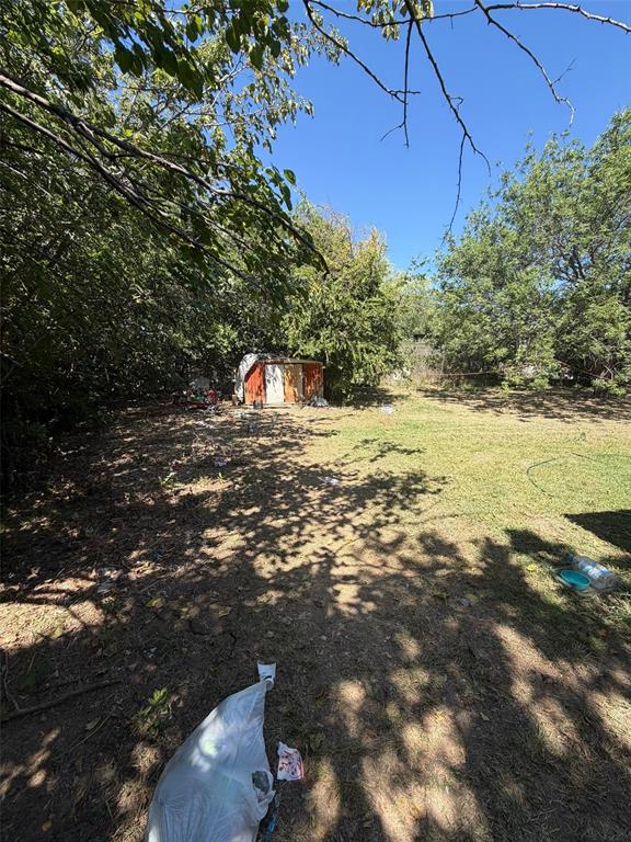 3001 Meadow Circle, Grand Prairie, TX 75052