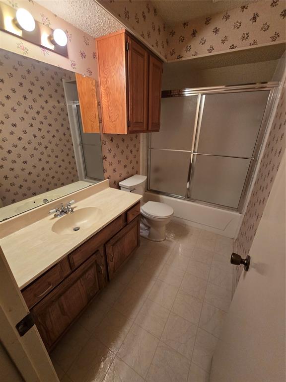 upstairs bathroom