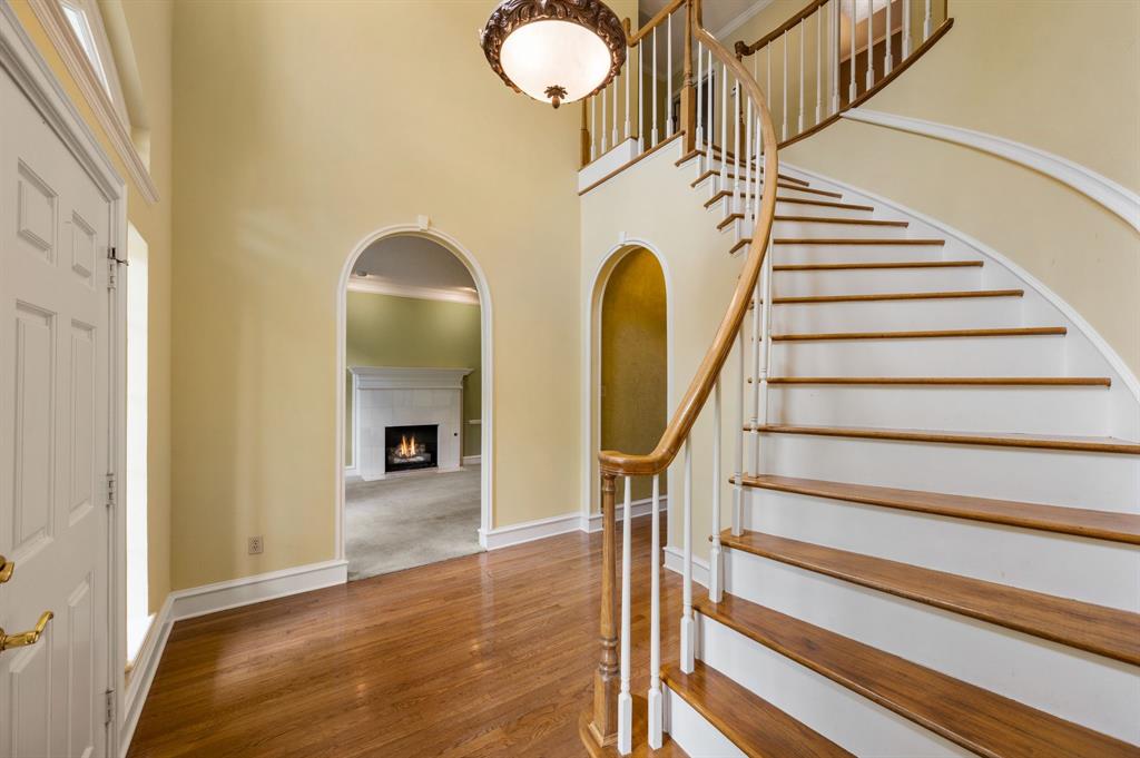 1339 Hidden Glen, Southlake, TX 76092