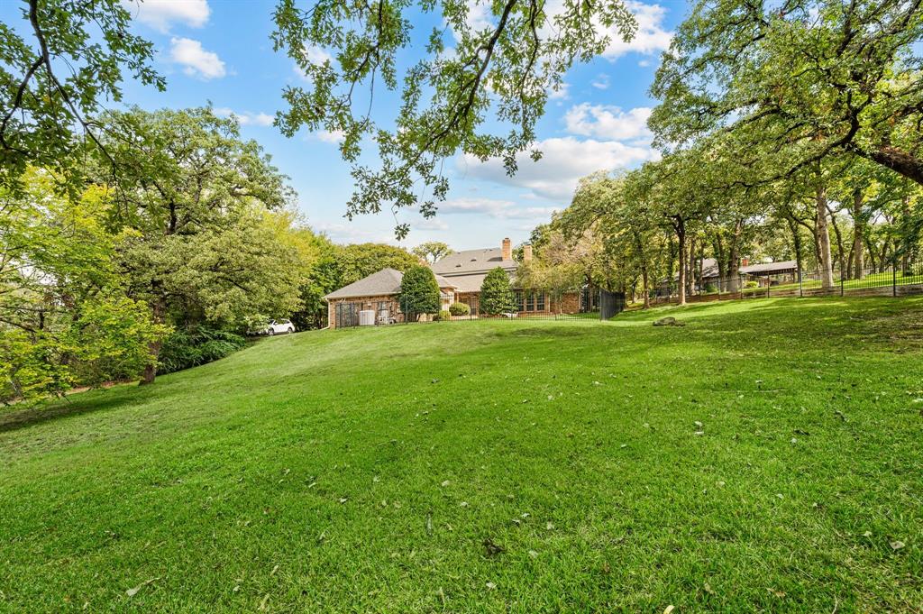 1339 Hidden Glen, Southlake, TX 76092