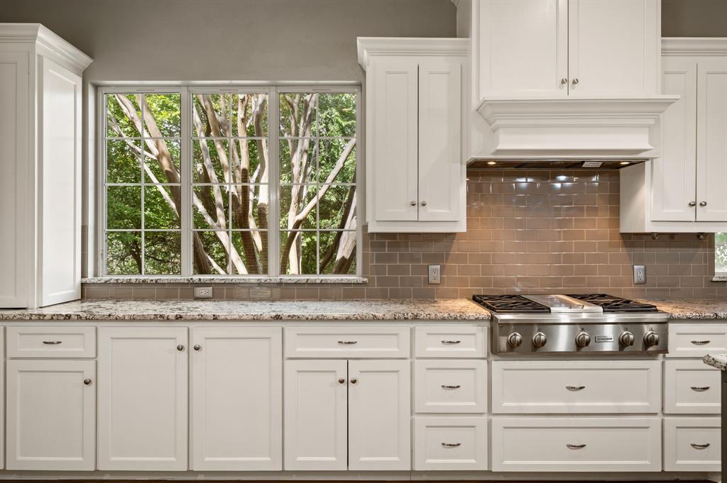 1339 Hidden Glen, Southlake, TX 76092