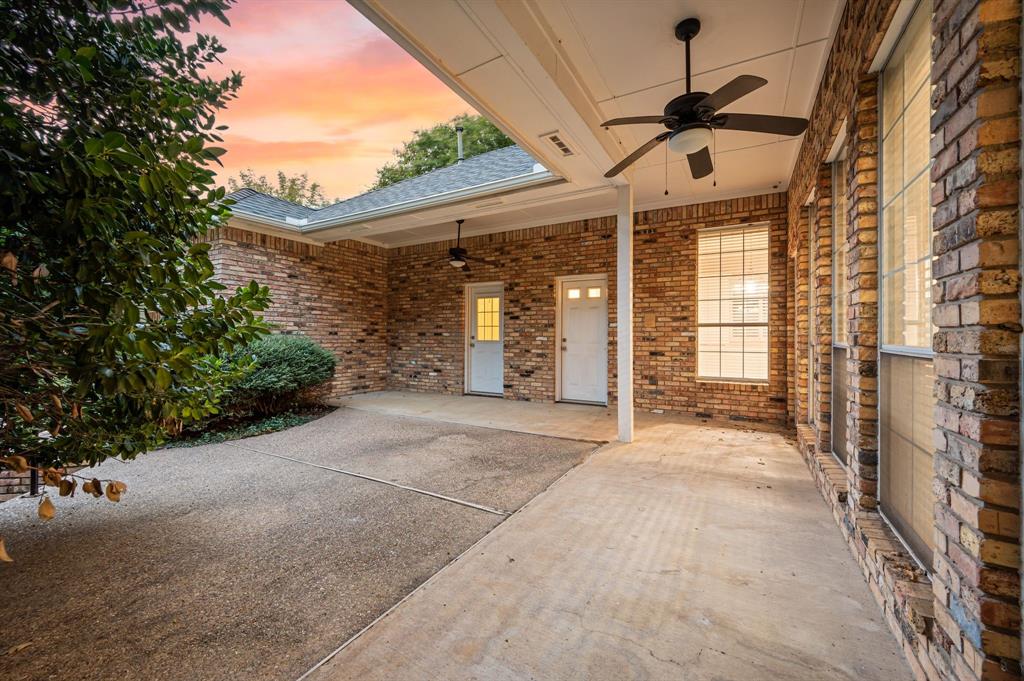1339 Hidden Glen, Southlake, TX 76092