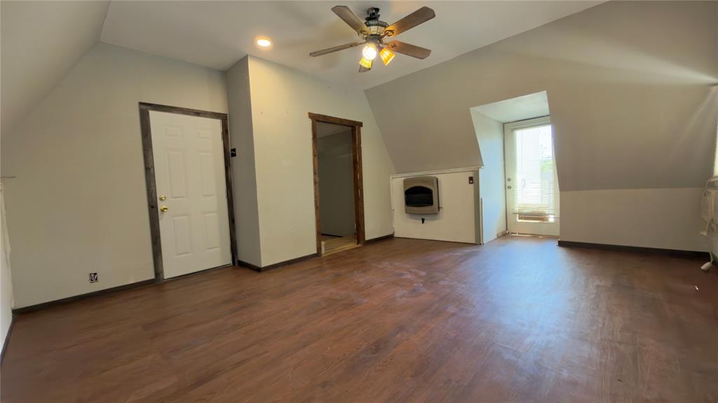 157 Business Boulevard, Granbury, TX 76049