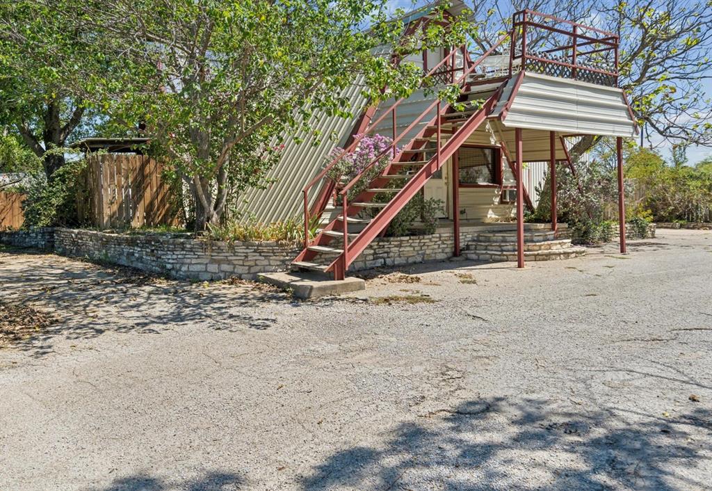 157 Business Boulevard, Granbury, TX 76049