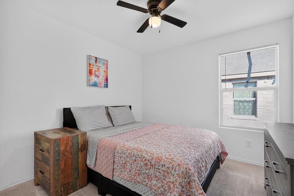 2209 Ava Drive, Ennis, TX 75119