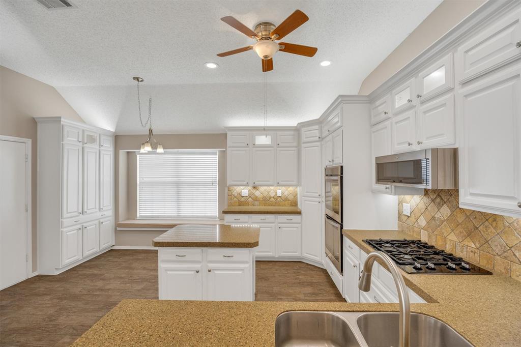 12 Harper Drive, Allen, TX 75002 12 Harper Drive, Allen, TX 75002