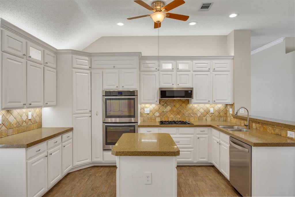 12 Harper Drive, Allen, TX 75002
