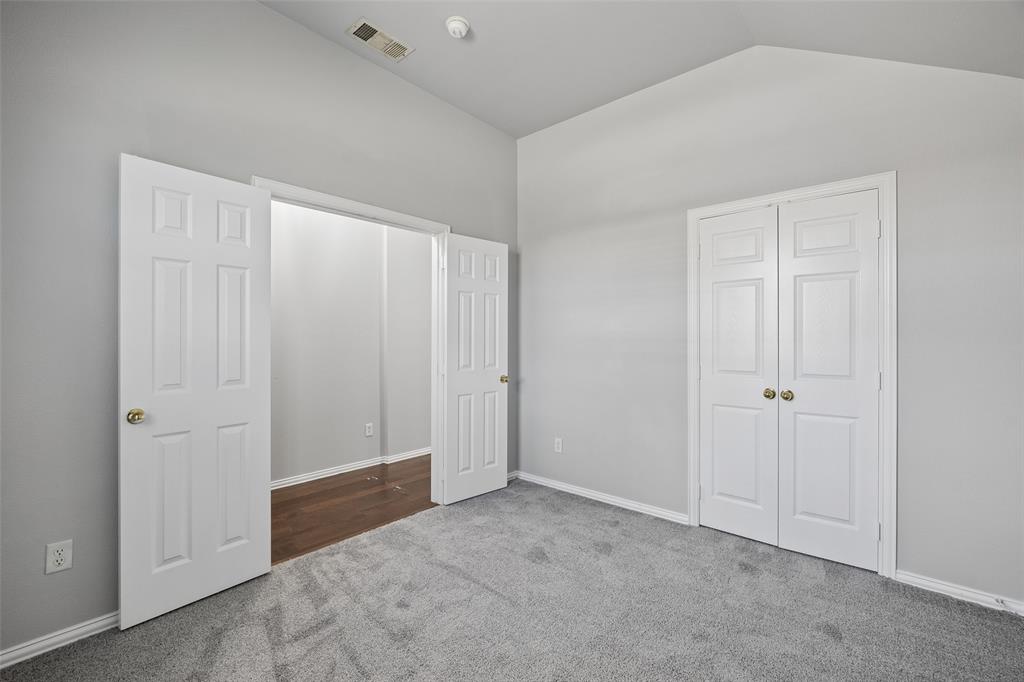 616 Kari Anne Lane, DeSoto, TX 75115