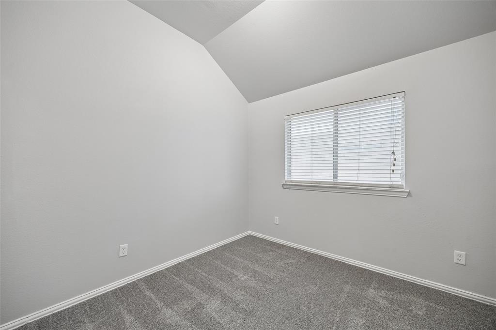 616 Kari Anne Lane, DeSoto, TX 75115