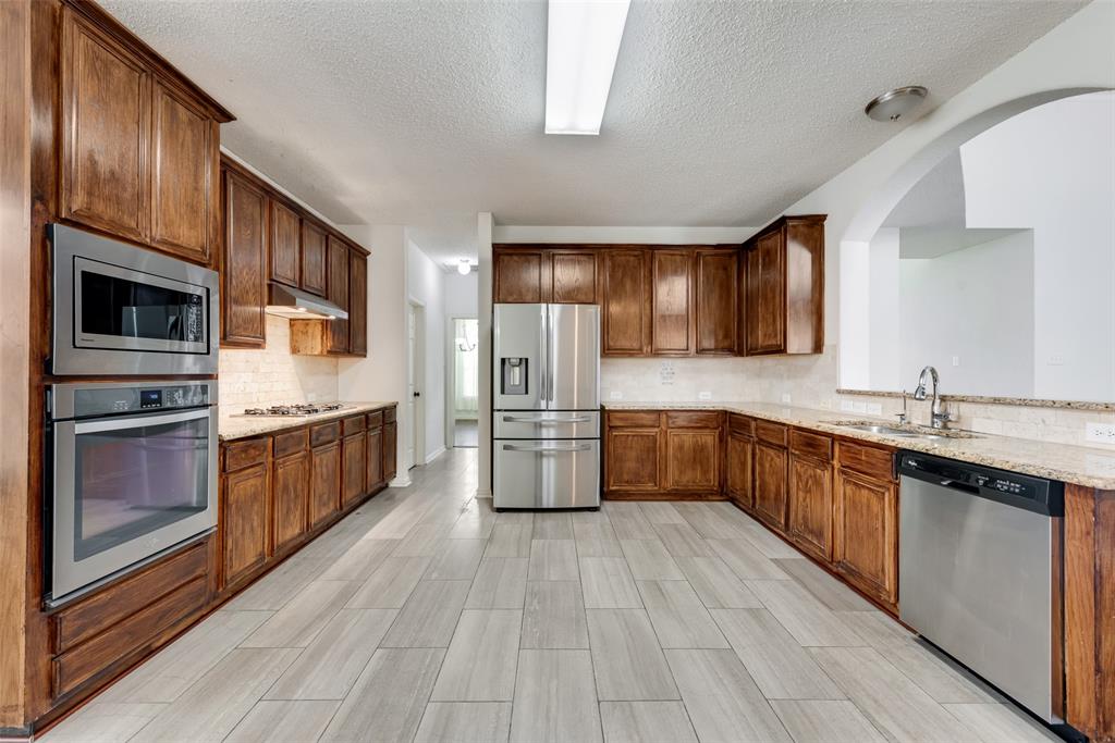 3532 Dripping Springs Drive, Plano, TX 75025