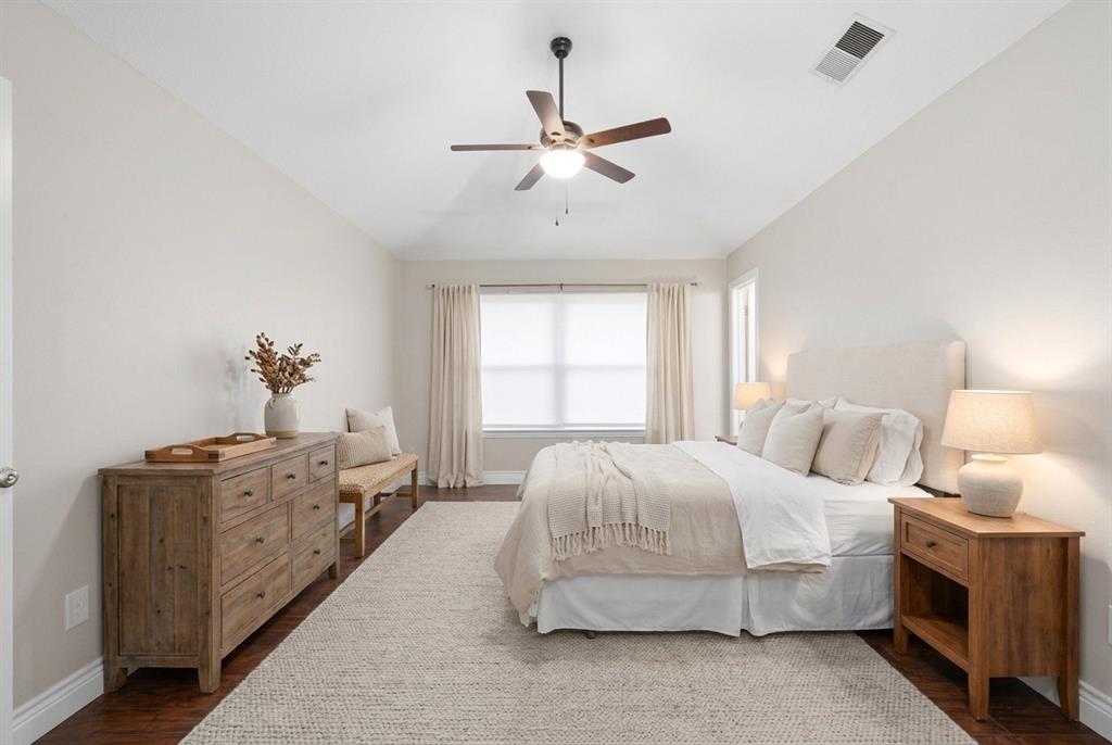Spacious Primary Bedroom with ensuite bath and walk in closet.
