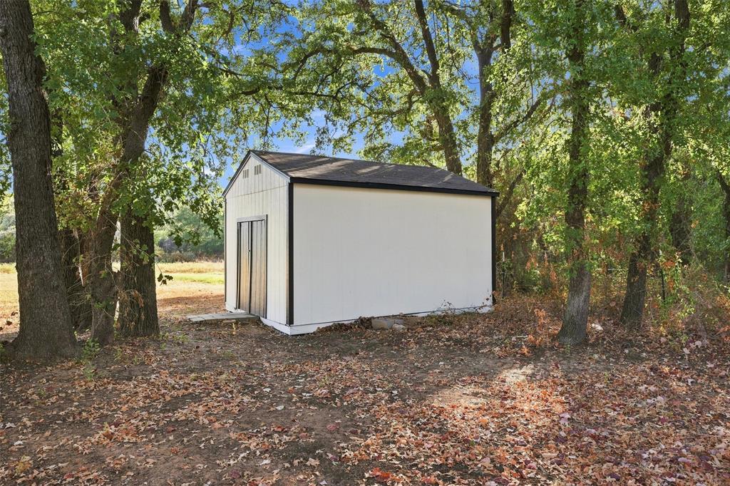 5209 Shaw Road, Tolar, TX 76476