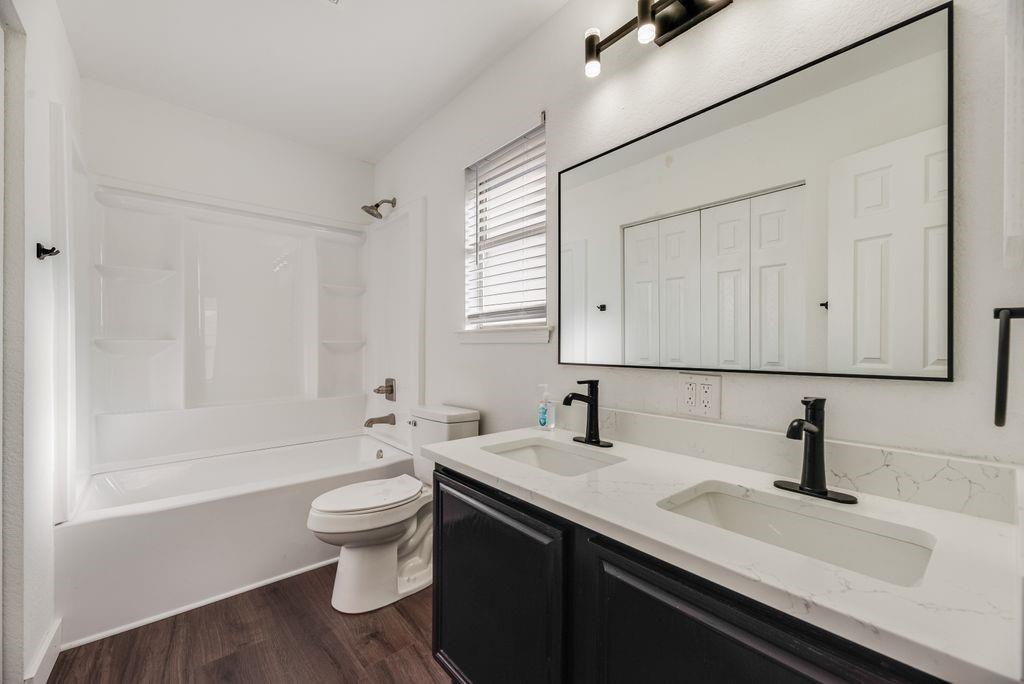 533 Bowie Street, Forney, TX 75126