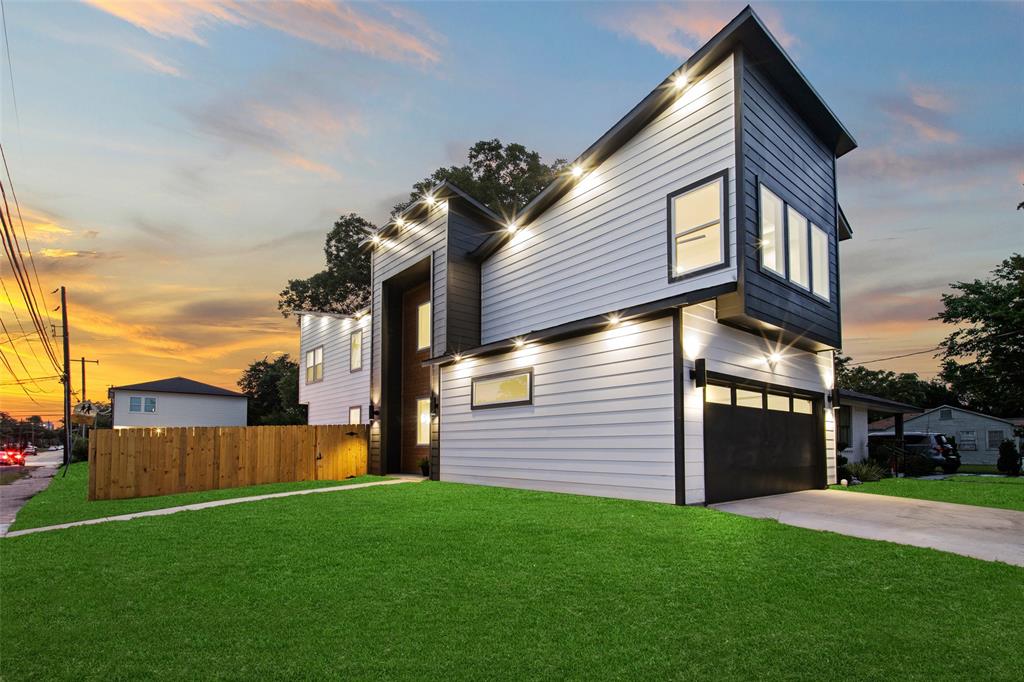 2503 Lawrence Street, Dallas, TX 75215