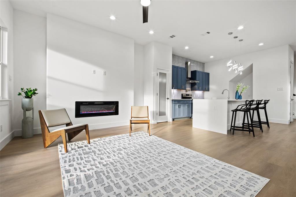 2503 Lawrence Street, Dallas, TX 75215