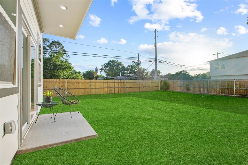 2503 Lawrence Street, Dallas, TX 75215