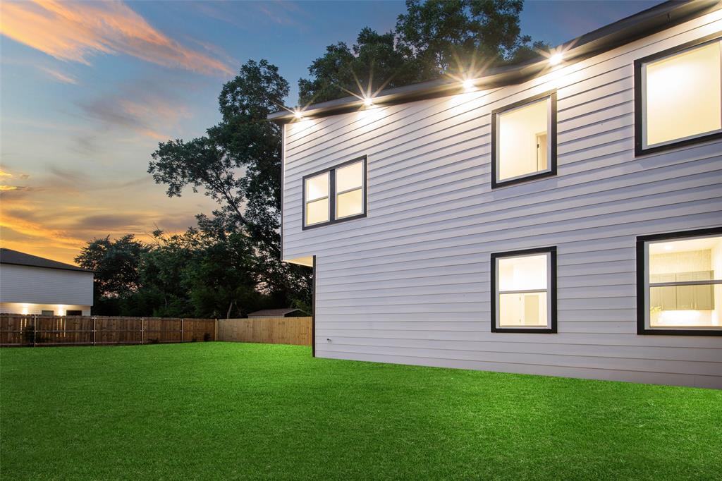 2503 Lawrence Street, Dallas, TX 75215 2503 Lawrence Street, Dallas, TX 75215