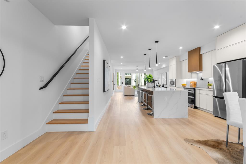 1507 Holly Avenue, Dallas, TX 75204
