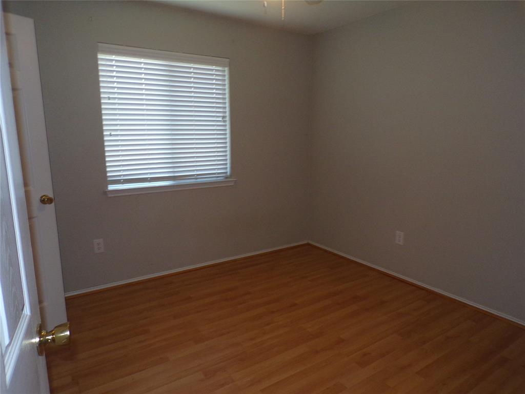Secondary bathroom