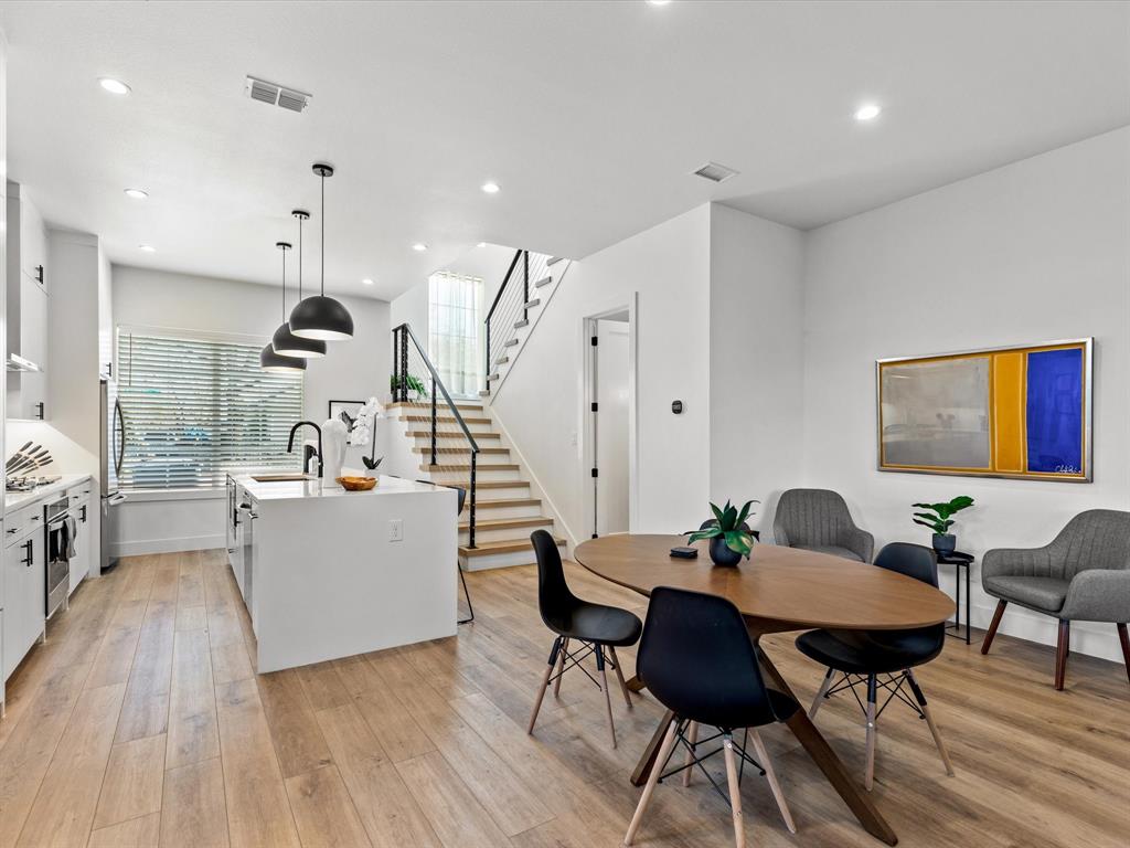 401 Martinique Avenue, Dallas, TX 75223 401 Martinique Avenue, Dallas, TX 75223