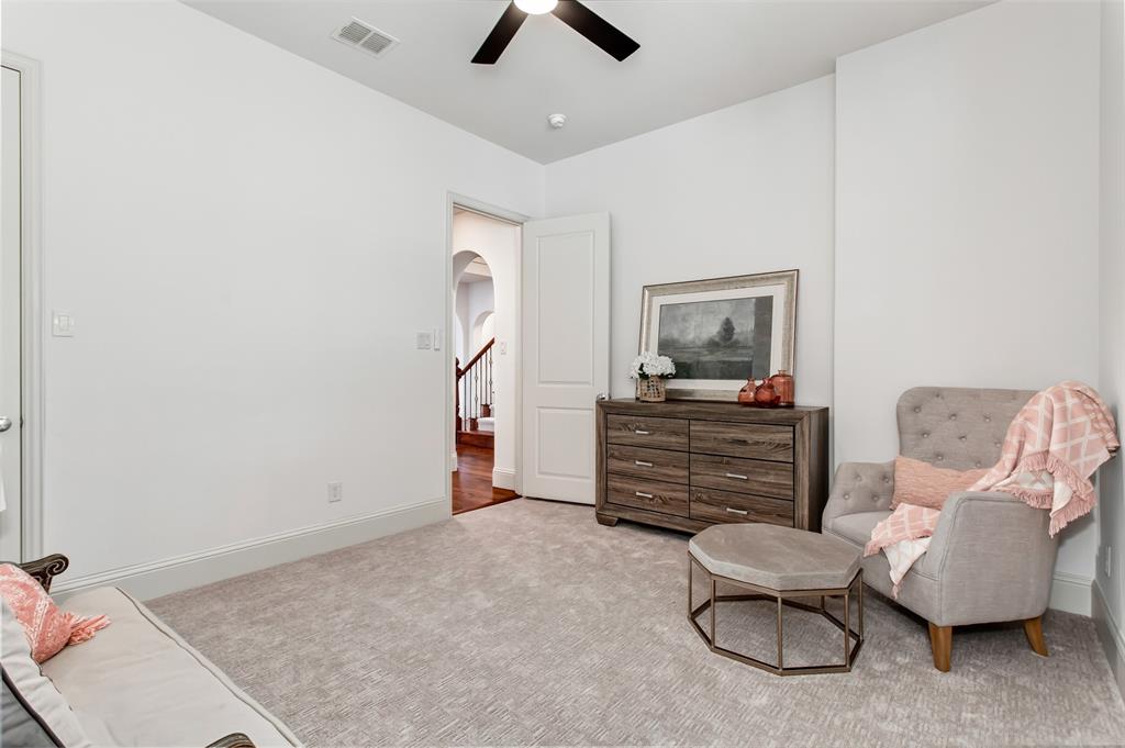 1st floor secondary bedroom