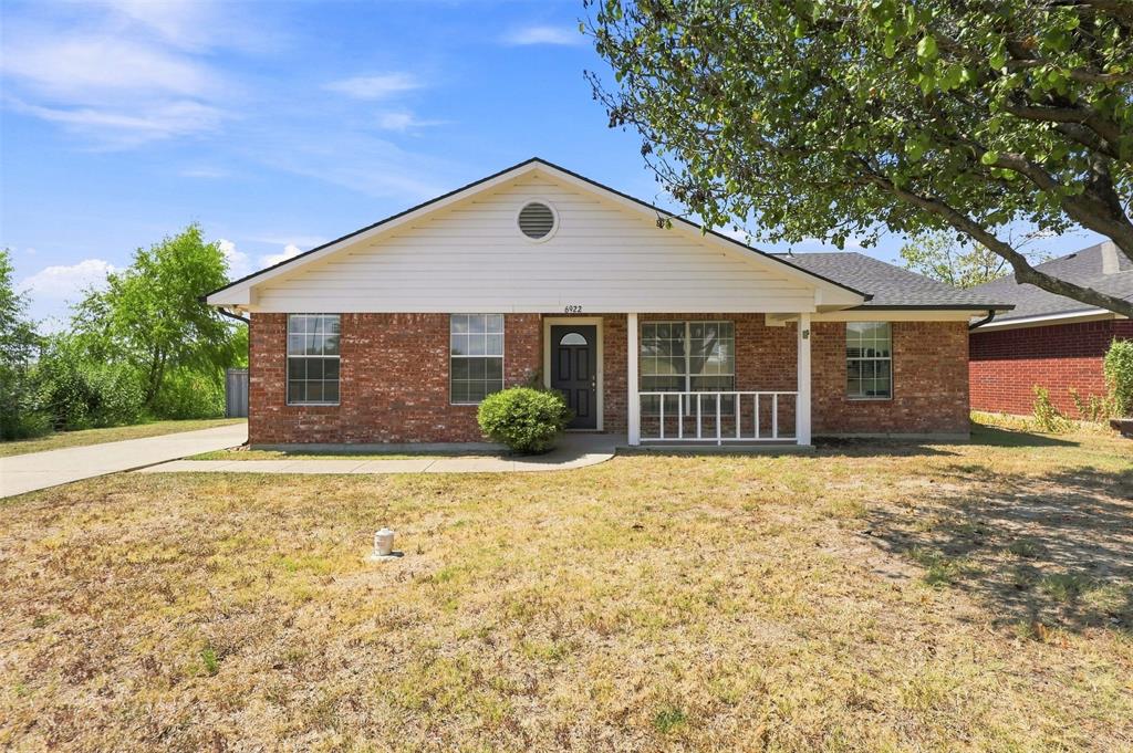 6922 Sayle Street, Greenville, TX 75402