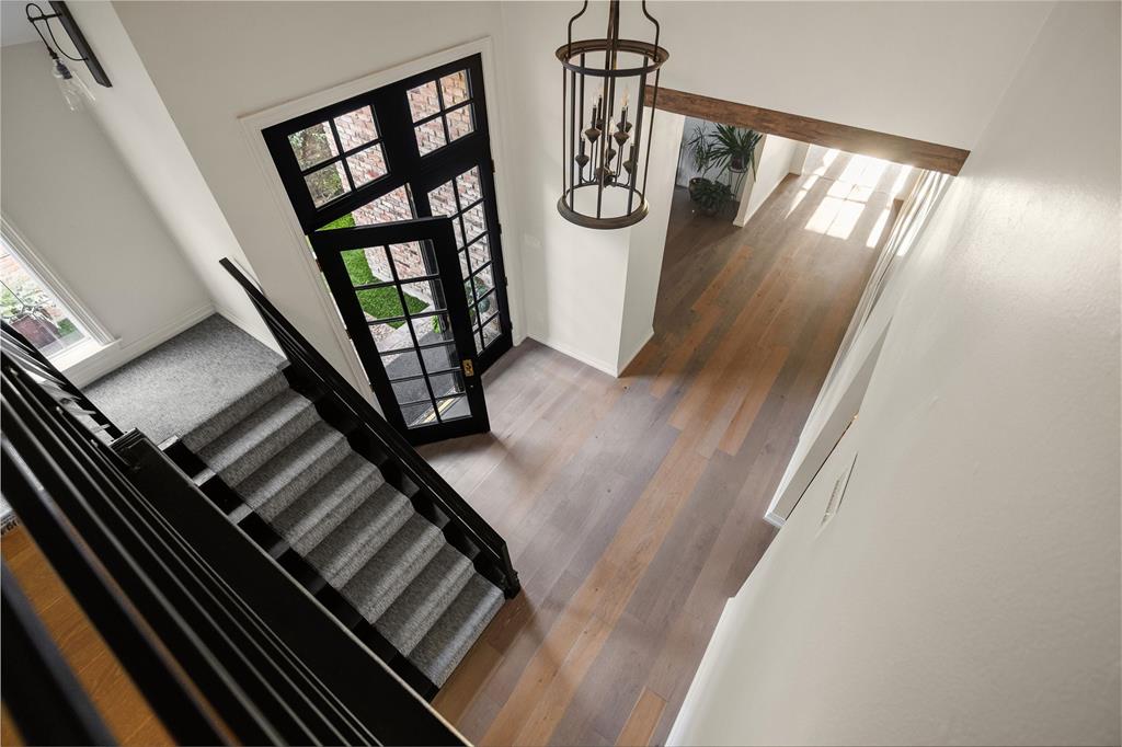13715 Creekside Place, Dallas, TX 75240